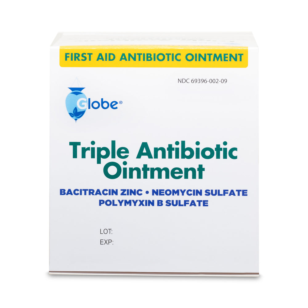 A box of 144 Globe Triple Antibiotic Ointment .9gr packets—an effective first aid Neosporin alternative with bacitracin zinc, neomycin sulfate, and polymyxin B sulfate for infection protection.